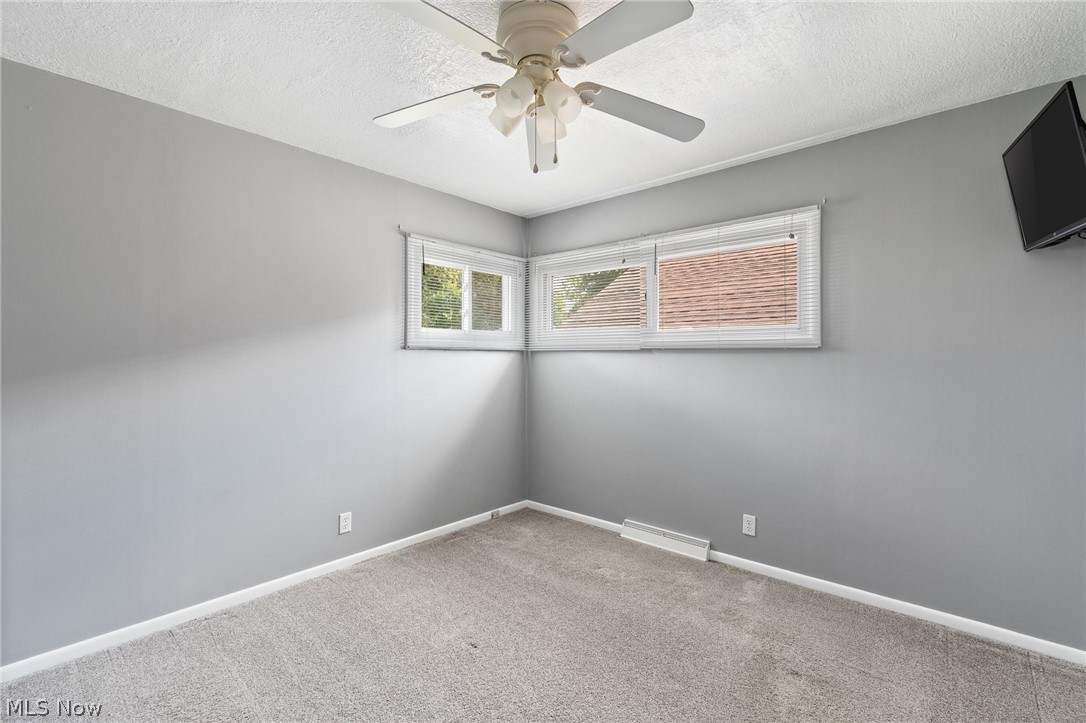 543 Edith Avenue Akron OH 44312