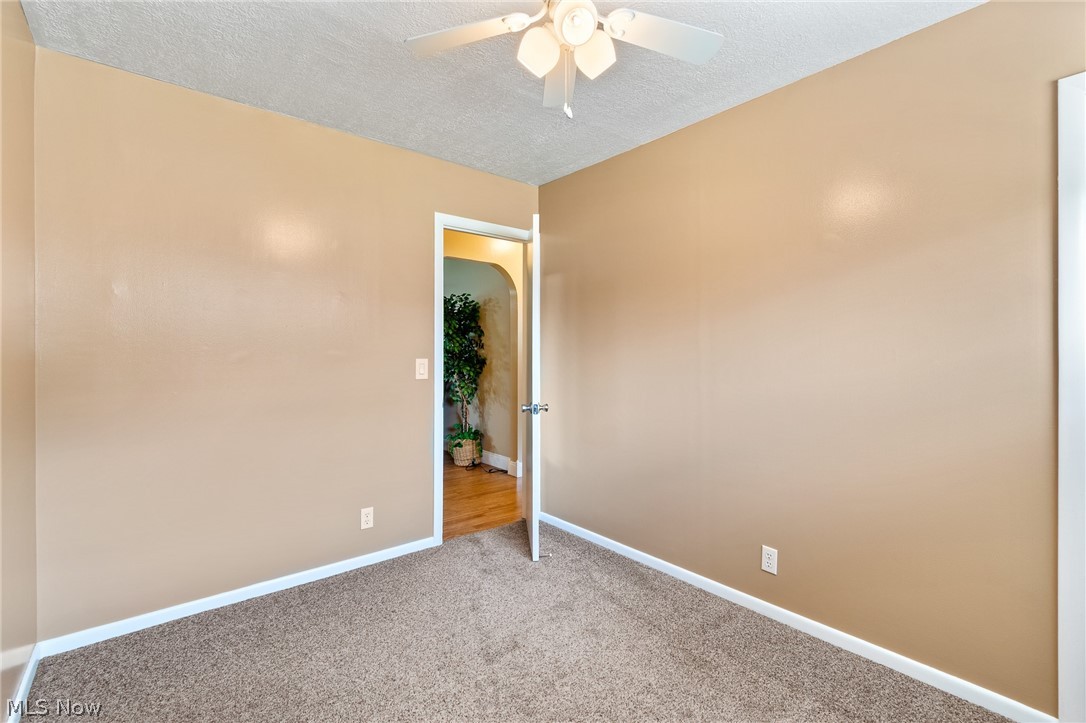 543 Edith Avenue Akron OH 44312