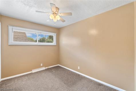 543 Edith Avenue Akron OH 44312