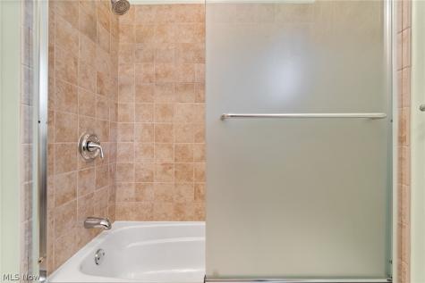 543 Edith Avenue Akron OH 44312