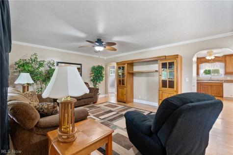543 Edith Avenue Akron OH 44312