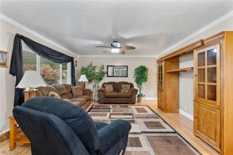 543 Edith Avenue Akron OH 44312