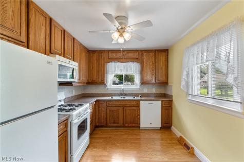 543 Edith Avenue Akron OH 44312