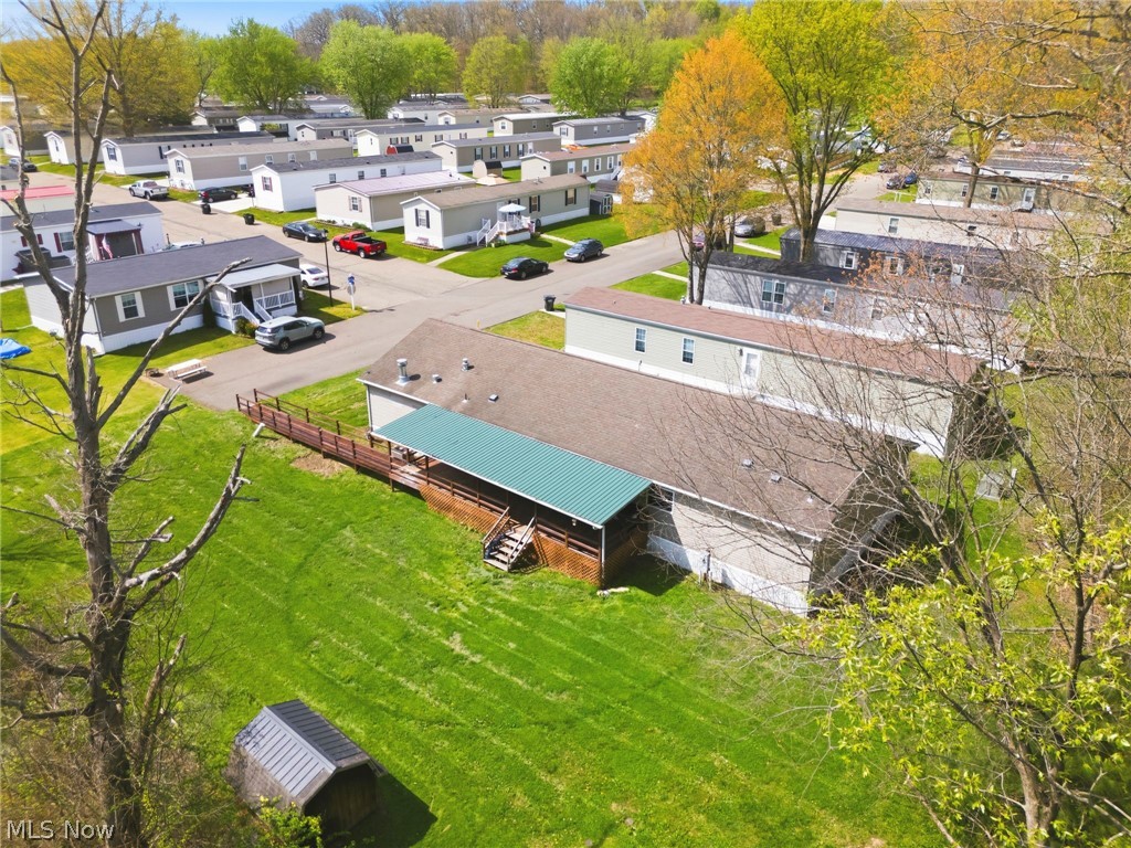 11327 4th Street NE Magnolia OH 44643