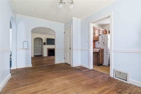 1220 28th Street NE Canton OH 44714