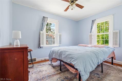 1220 28th Street NE Canton OH 44714