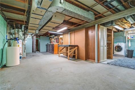 1220 28th Street NE Canton OH 44714