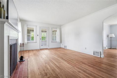 1220 28th Street NE Canton OH 44714
