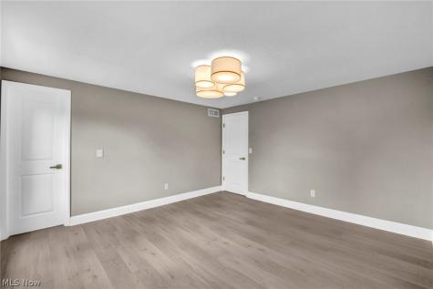 16531 Timberline Drive Strongsville OH 44136