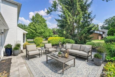 16531 Timberline Drive Strongsville OH 44136
