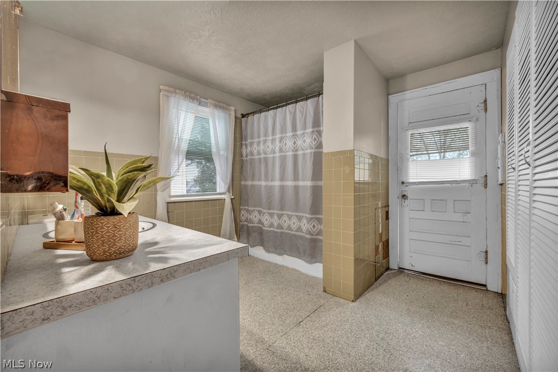 3259 Reid Avenue South Lorain OH 44055