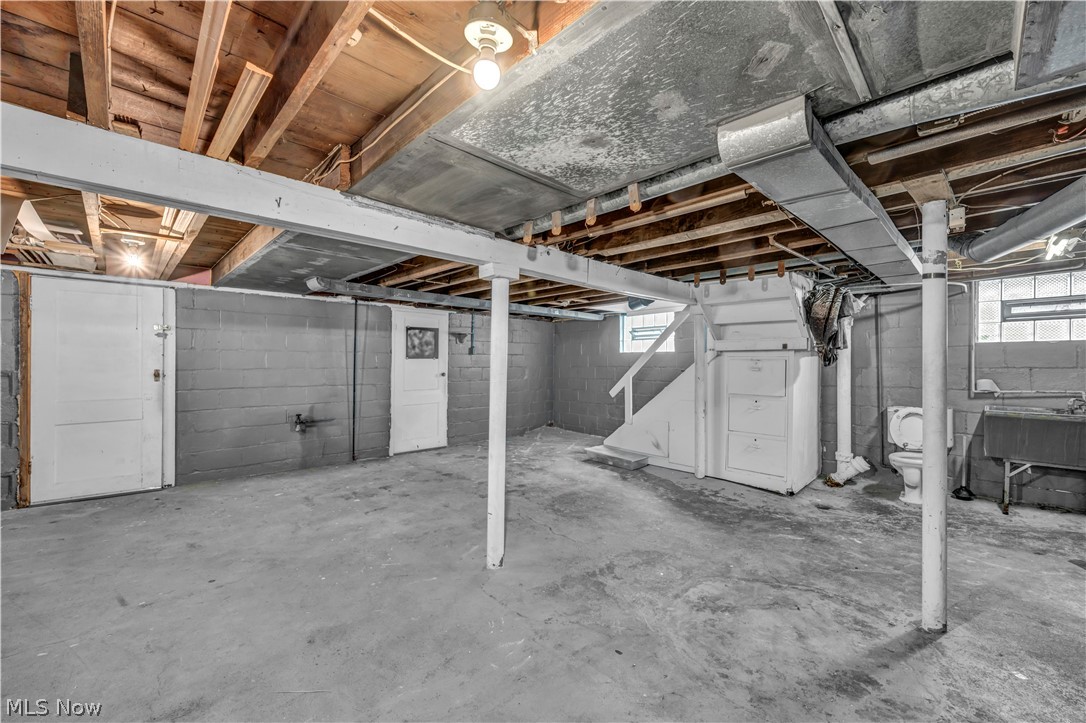 3259 Reid Avenue South Lorain OH 44055