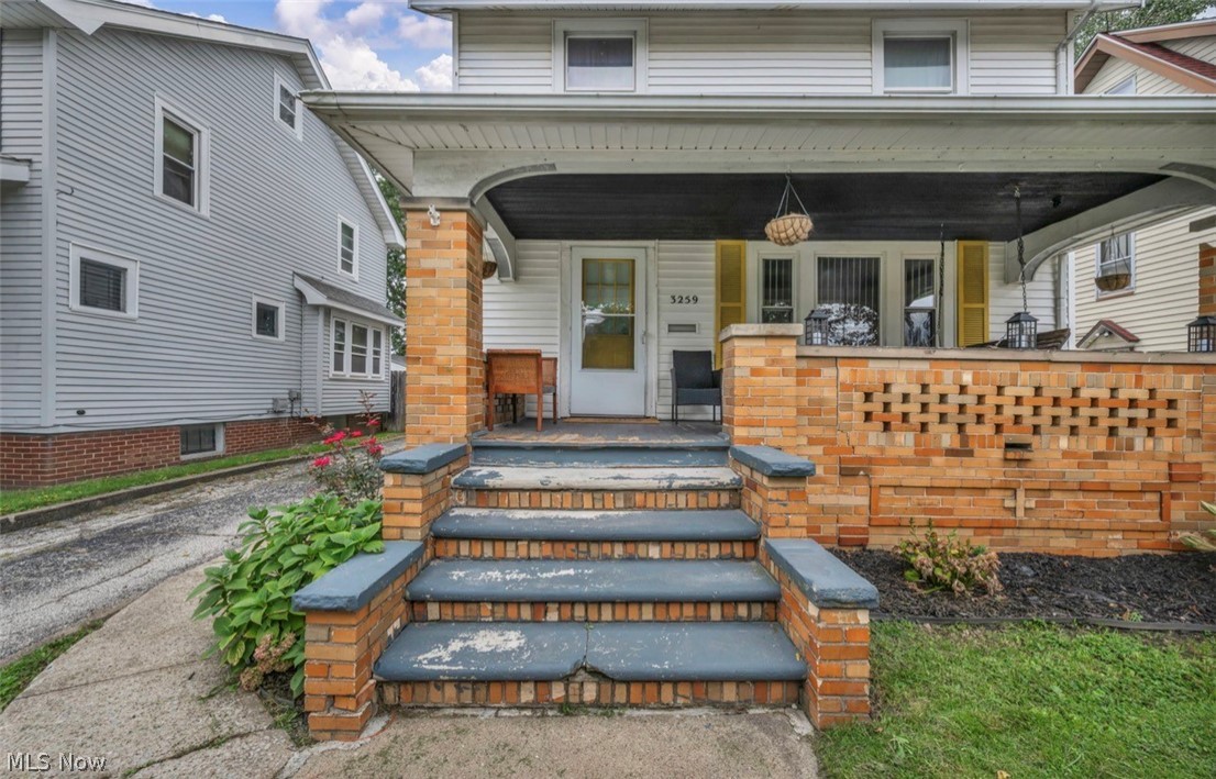 3259 Reid Avenue South Lorain OH 44055