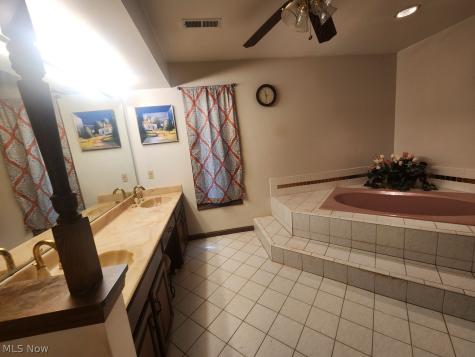 25713 Briarwood Court Westlake OH 44145