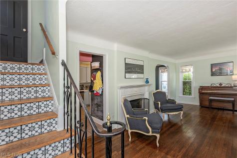 1693 Maywood Road South Euclid OH 44121