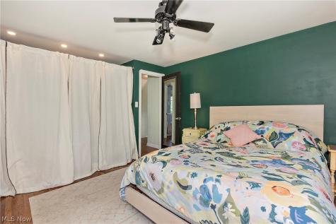 1693 Maywood Road South Euclid OH 44121