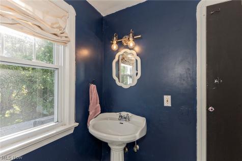 1693 Maywood Road South Euclid OH 44121