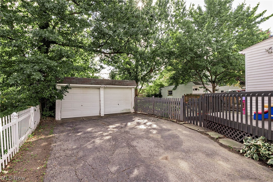1693 Maywood Road South Euclid OH 44121