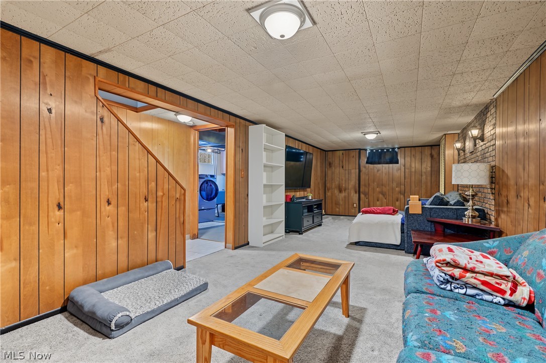 677 Cooper Avenue Akron OH 44306