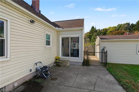 677 Cooper Avenue Akron OH 44306