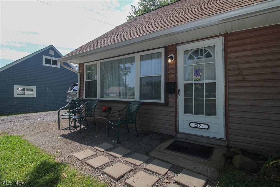 2327 Bel Aire Lane Youngstown OH 44514
