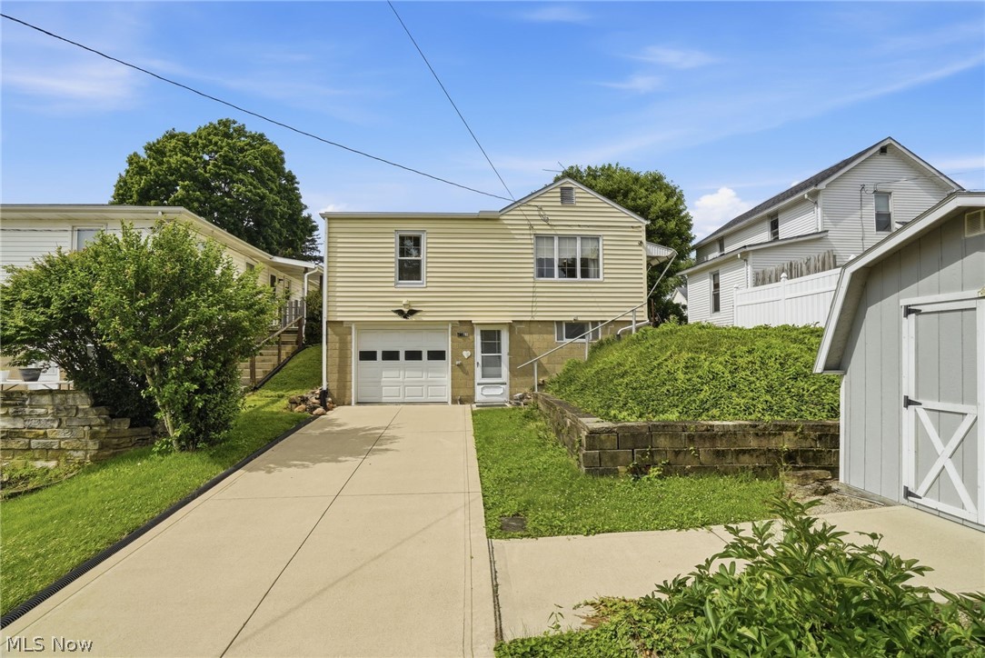431 Ballard Avenue Newark OH 43055