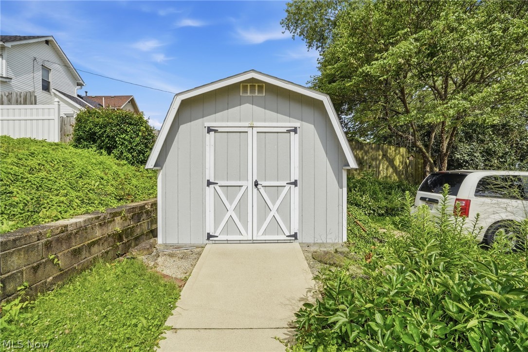 431 Ballard Avenue Newark OH 43055