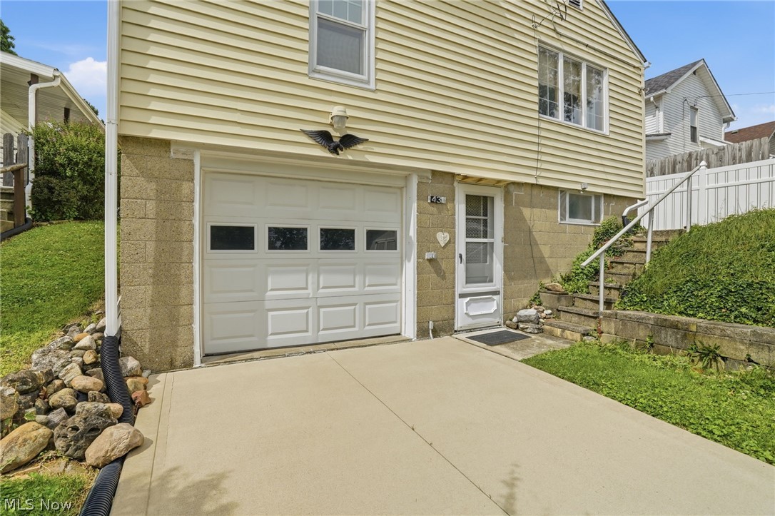 431 Ballard Avenue Newark OH 43055