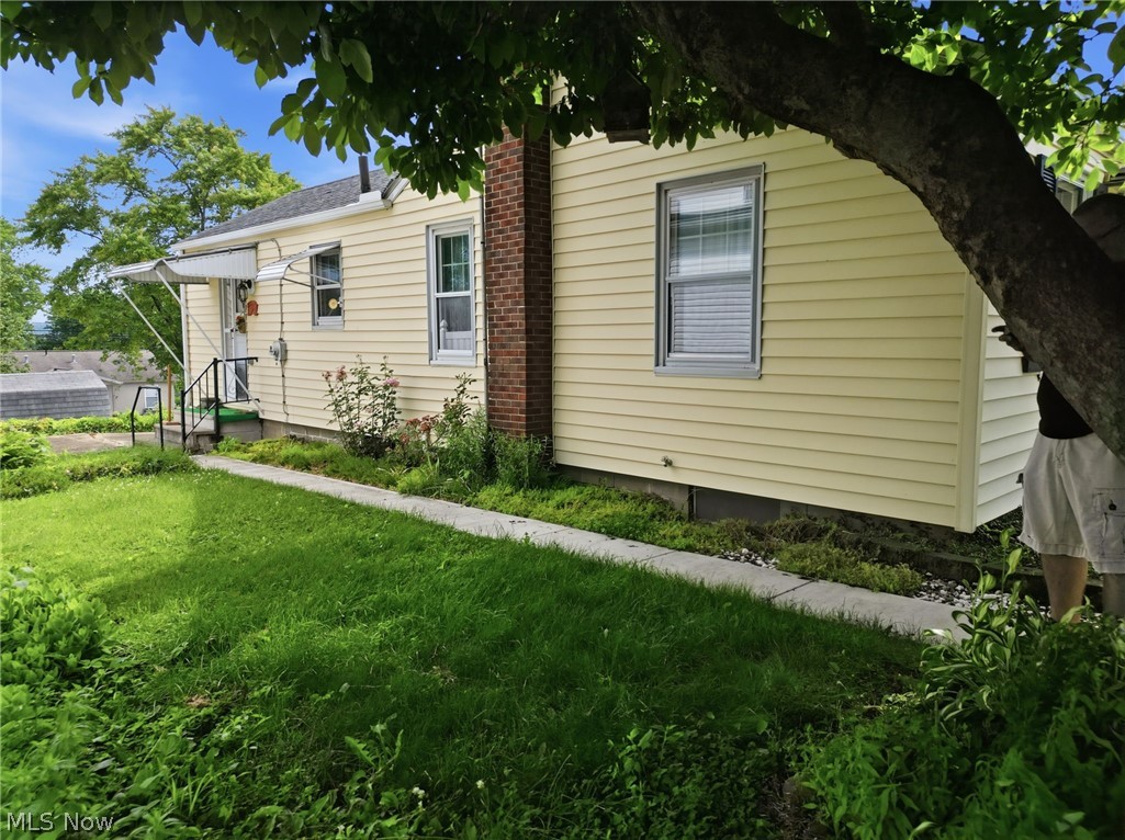 431 Ballard Avenue Newark OH 43055