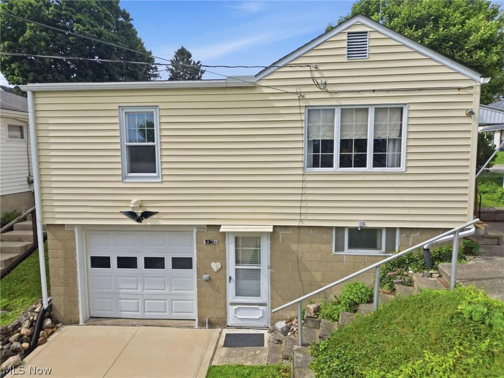 431 Ballard Avenue Newark OH 43055