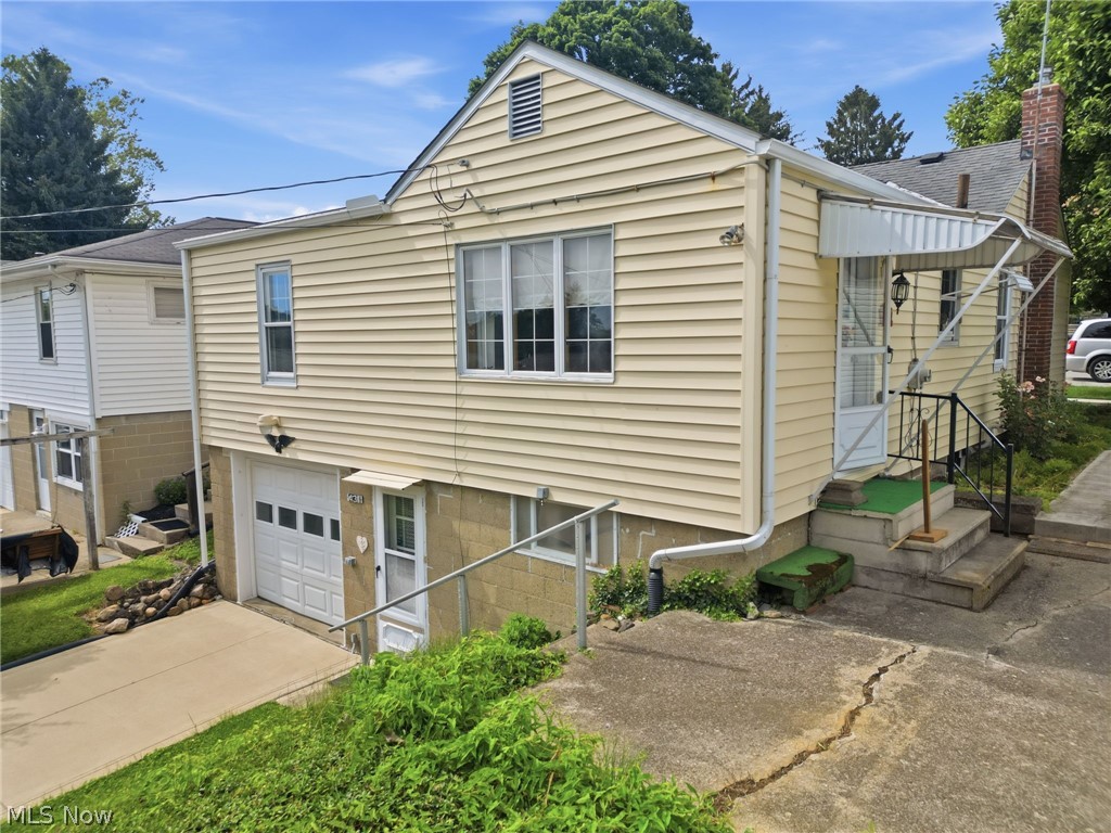 431 Ballard Avenue Newark OH 43055