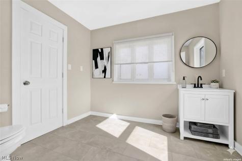 941 Carnegie Avenue Akron OH 44314