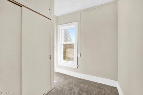 941 Carnegie Avenue Akron OH 44314