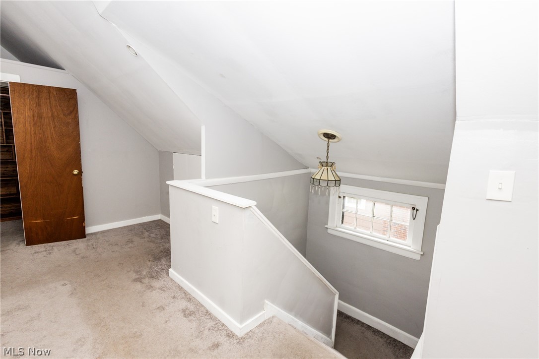 858 Roanoke Road Cleveland Heights OH 44121