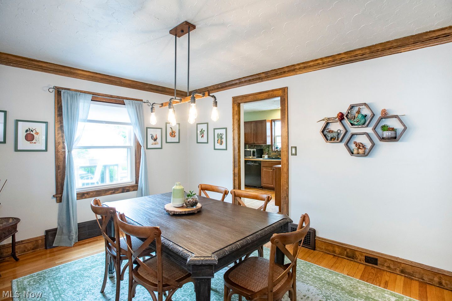 2175 Brown Road Lakewood OH 44107