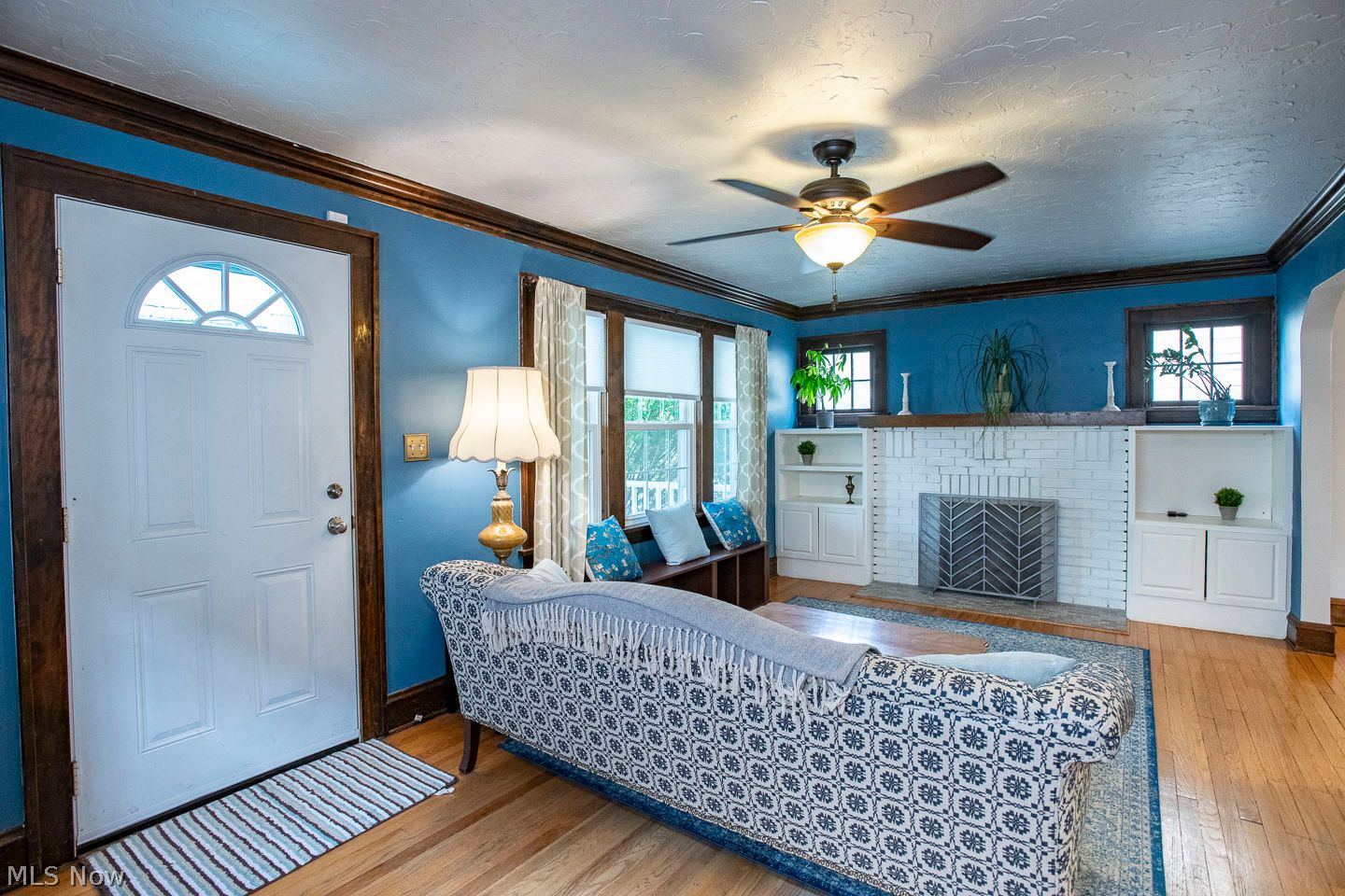 2175 Brown Road Lakewood OH 44107