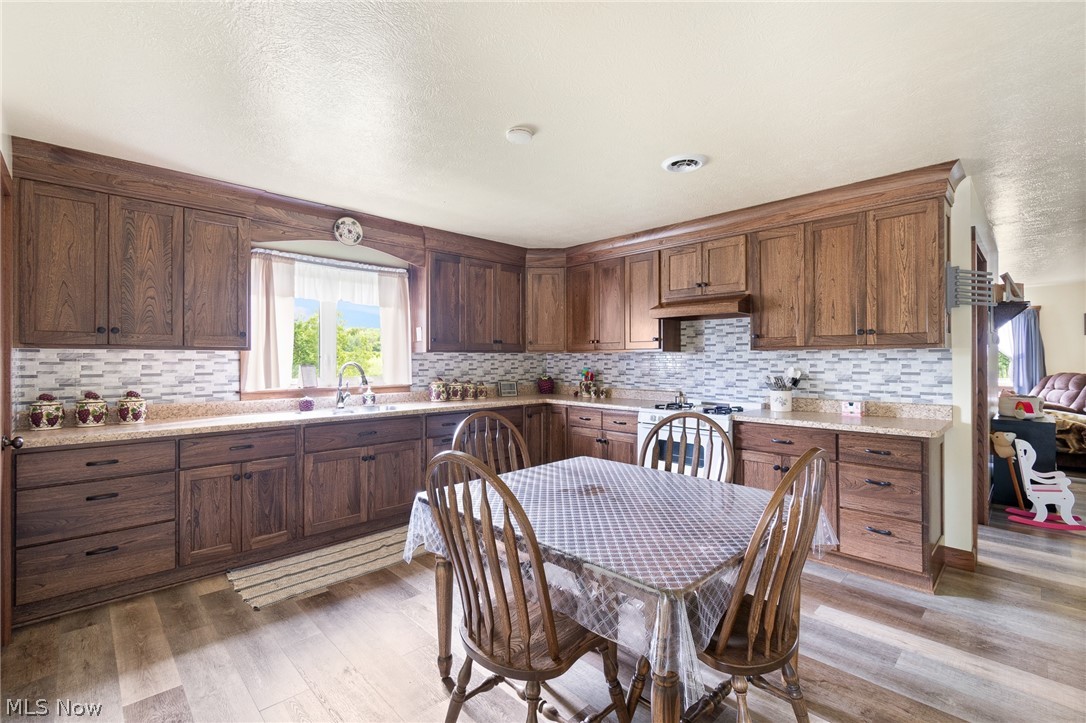 8265 Mark Road NE Kensington OH 44427
