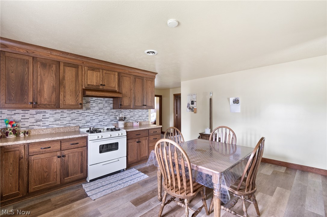 8265 Mark Road NE Kensington OH 44427