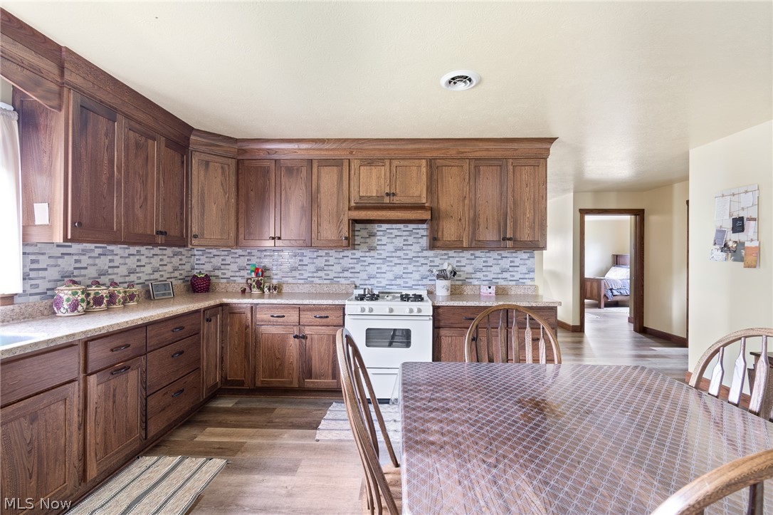 8265 Mark Road NE Kensington OH 44427