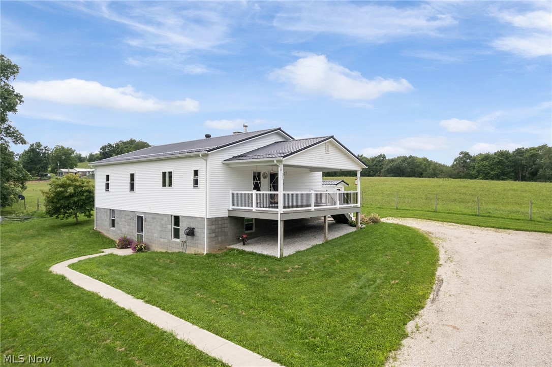 8265 Mark Road NE Kensington OH 44427