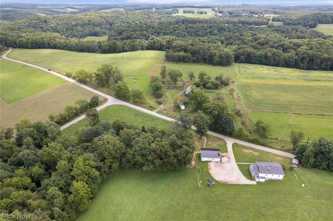 8265 Mark Road NE Kensington OH 44427