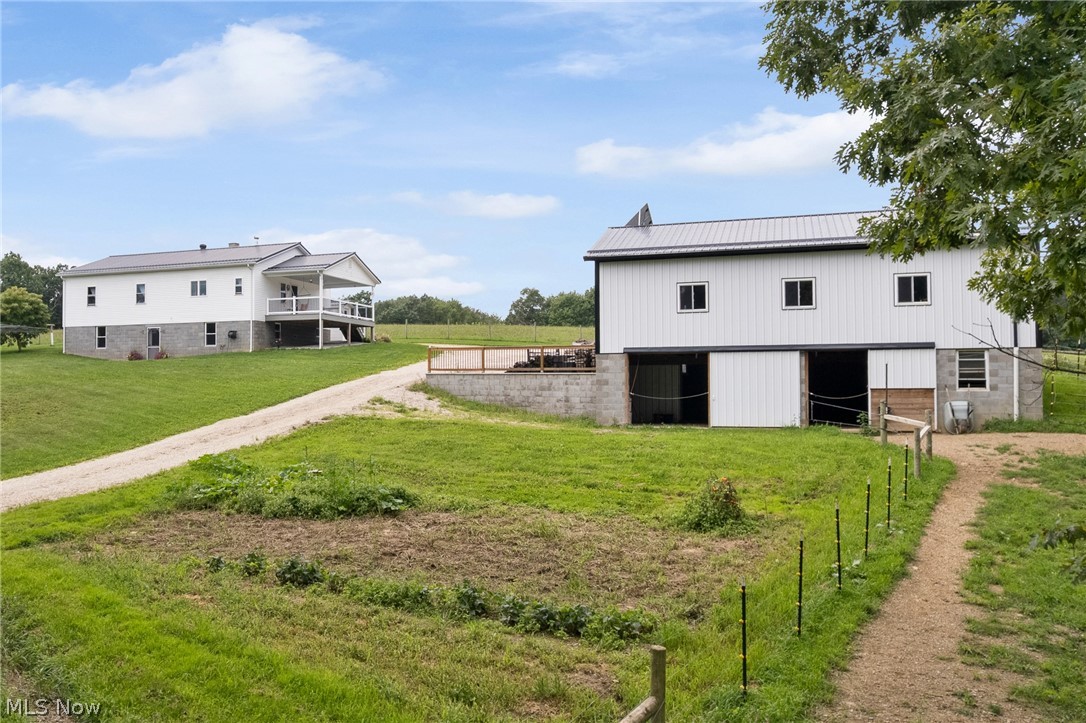 8265 Mark Road NE Kensington OH 44427