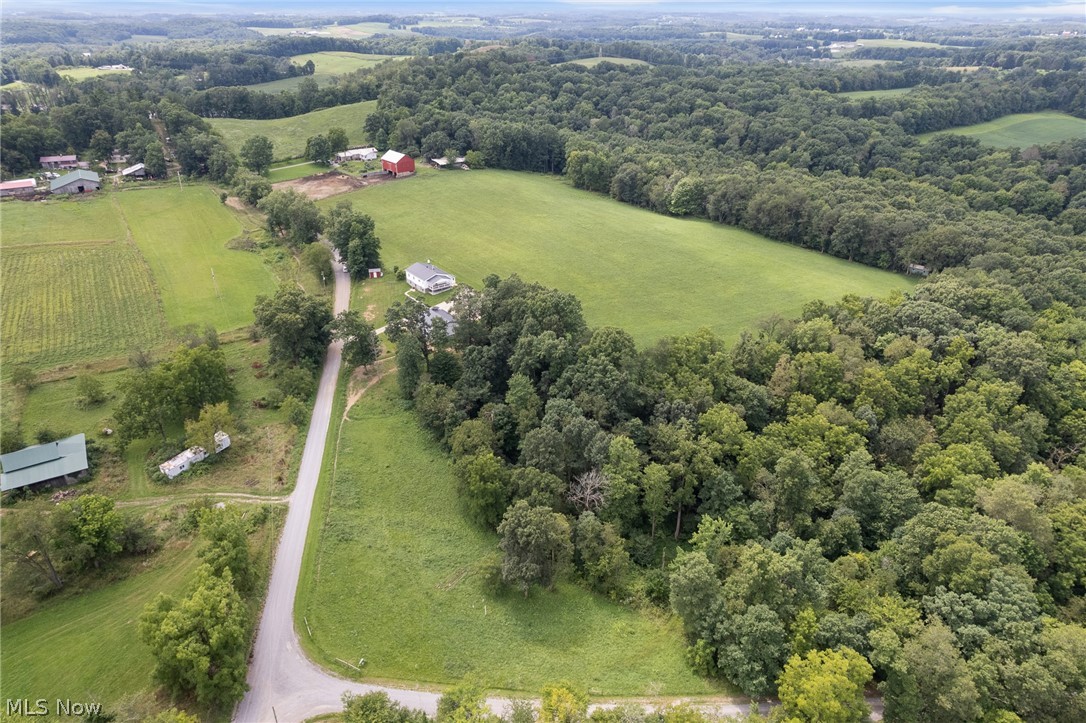 8265 Mark Road NE Kensington OH 44427