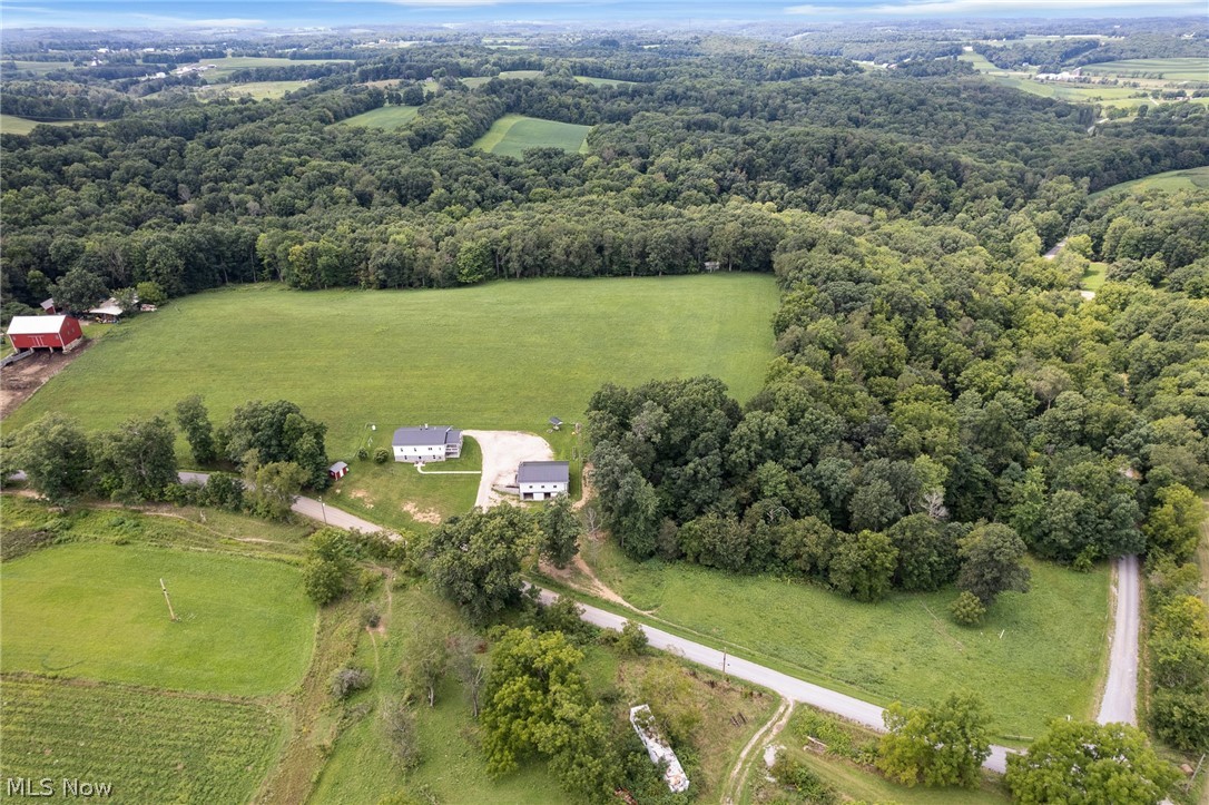 8265 Mark Road NE Kensington OH 44427
