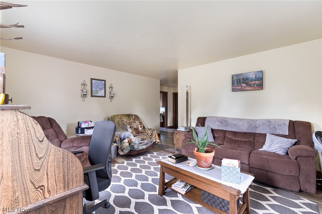 8265 Mark Road NE Kensington OH 44427