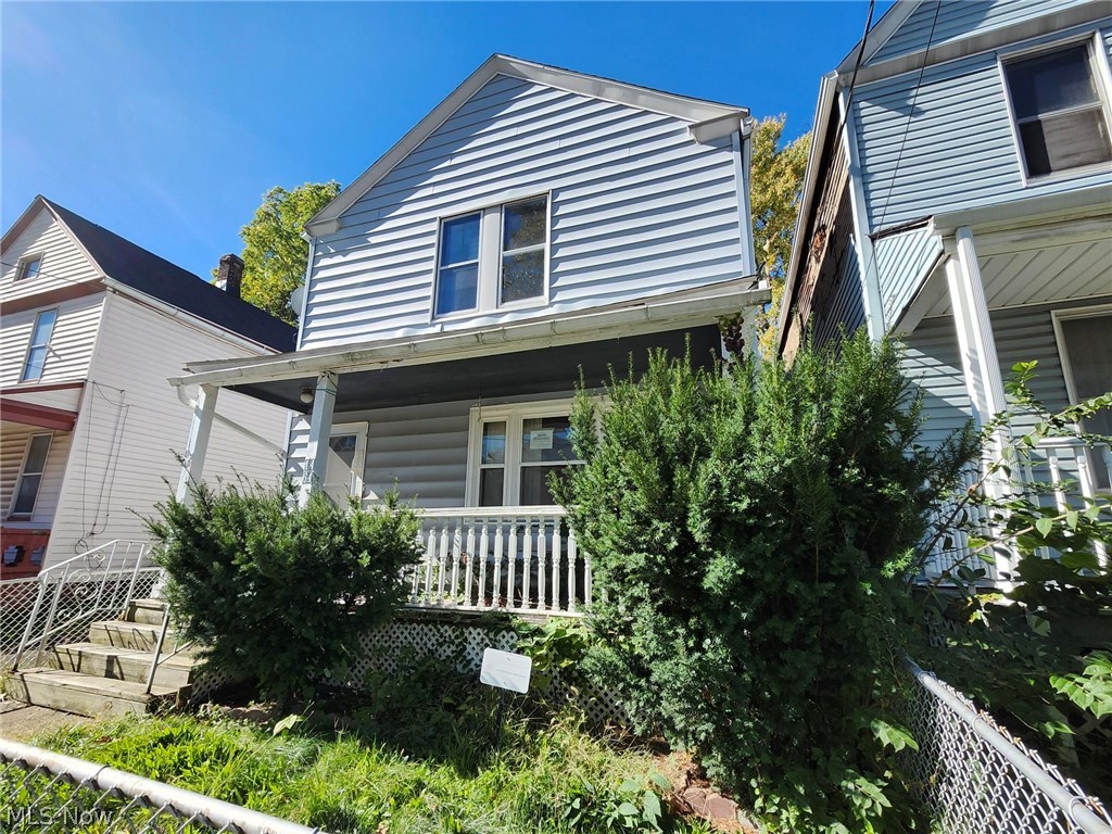 1464 E 120th Street Cleveland OH 44106