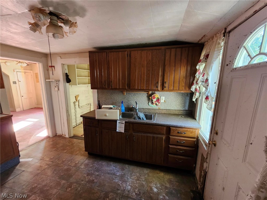 1464 E 120th Street Cleveland OH 44106