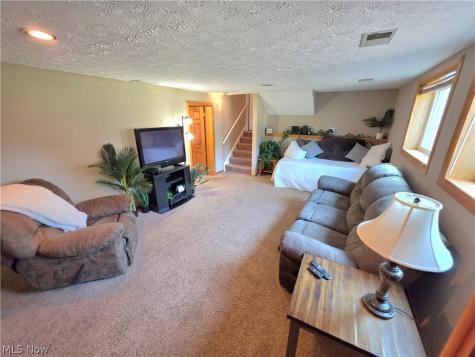 7095 Hoover Drive Mentor OH 44060