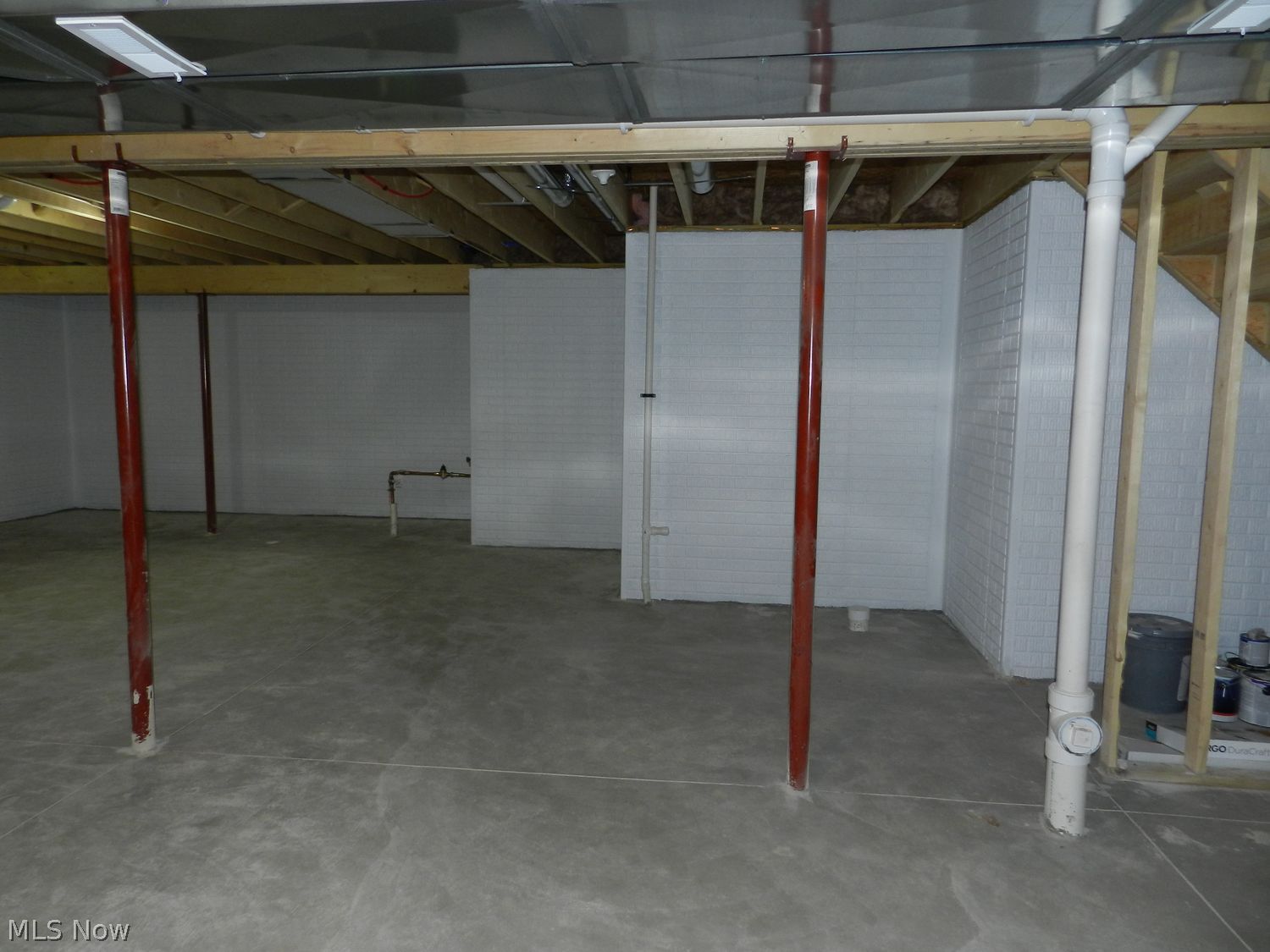 97 Nottingham Street Tallmadge OH 44278