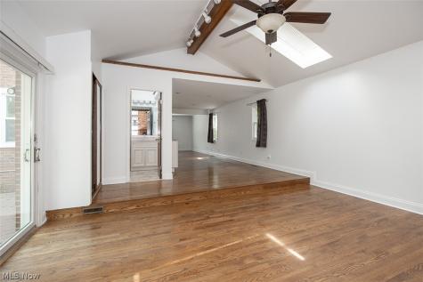 4855 Edsal Drive Lyndhurst OH 44124